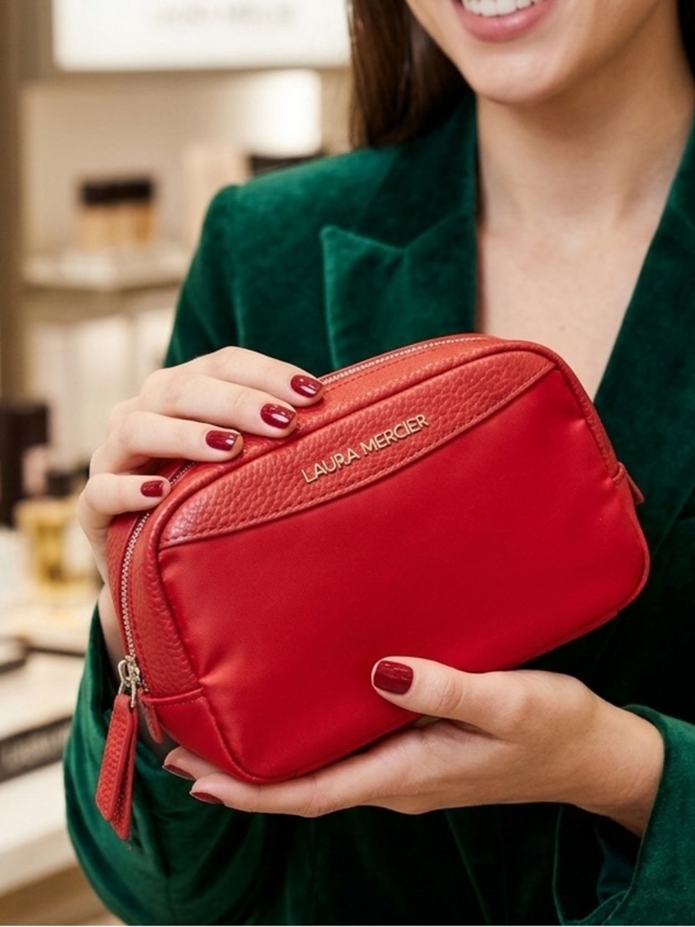 🆕 Laura Mercier Cosmetic Pouch